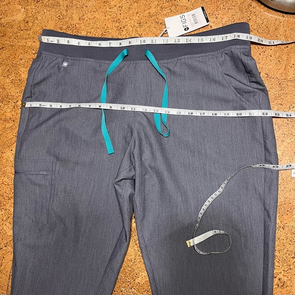Figs Wm’s Zamora 2.0 Jogger Scrub Pants NWT In Graphite Sz XL - Picture 14 of 16